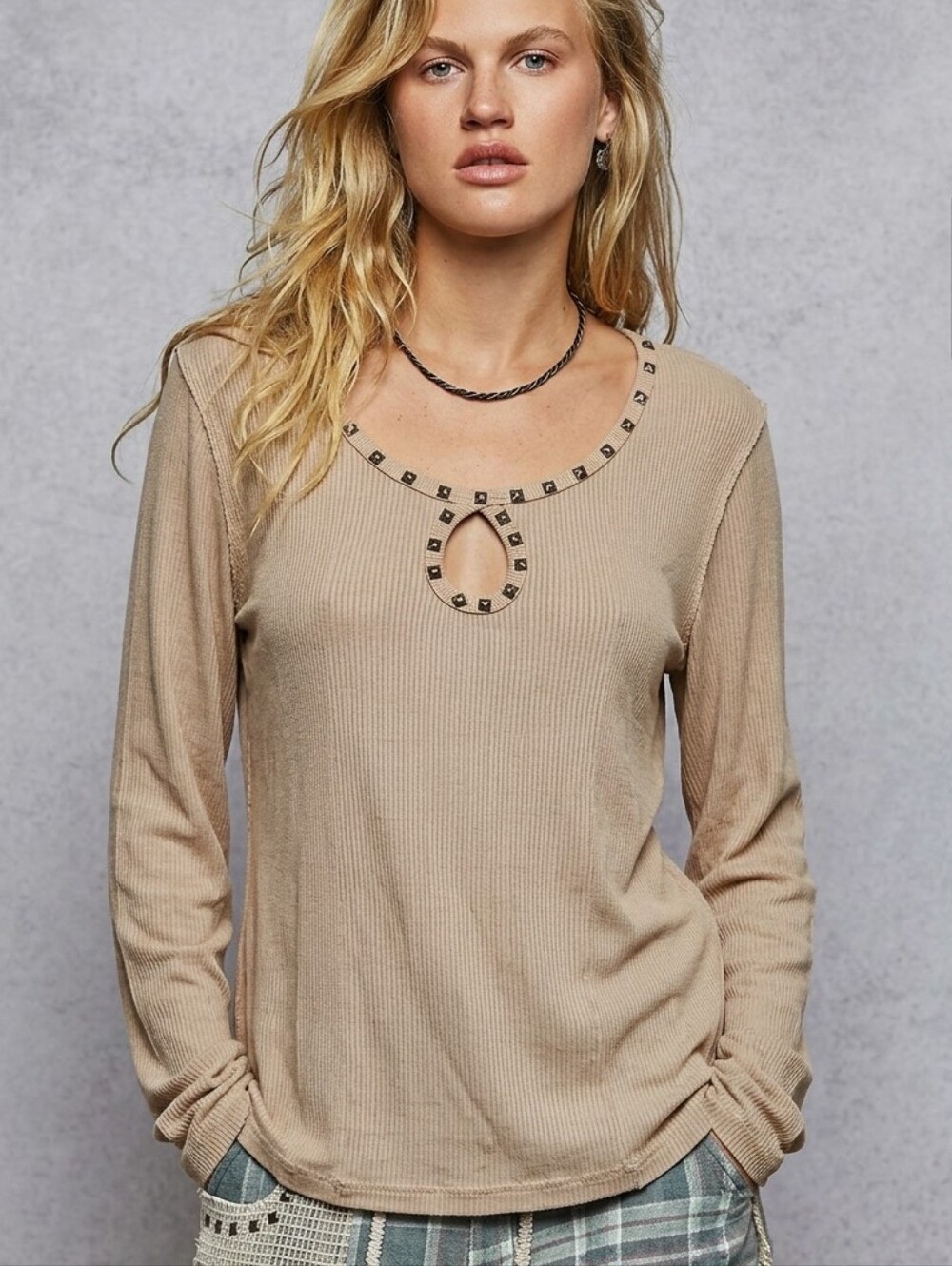 POL Boho Keyhole Ribbed Lightweight Knit Top L Sandalwood Tan